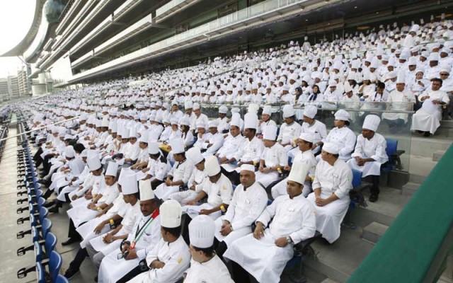 PHOTOS: UAE chefs team up to smash world record